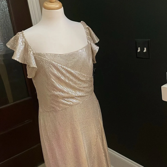 NWT SHOSHANNA Midnights Silver Tessa Sequin Dress Size 12 - Picture 5 of 11